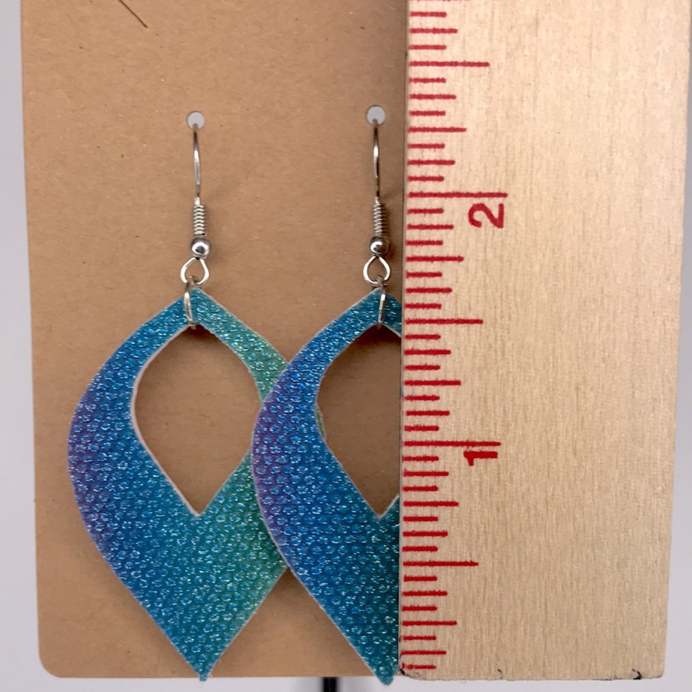 Faux Leather Dangle Earrings Mini Fashion Jewelry - Picture 3 of 5